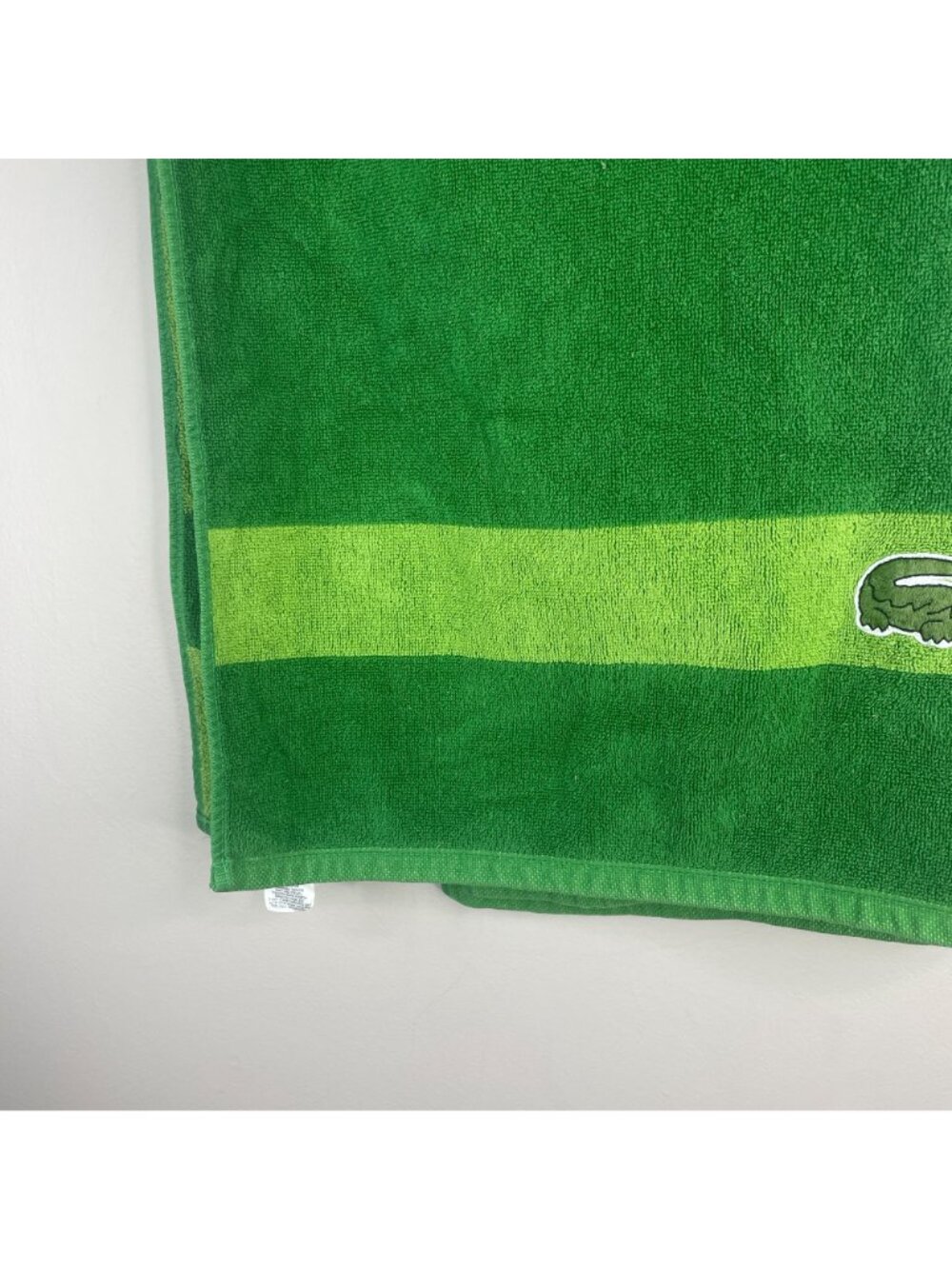 Lacoste Vintage Bath Towel Green Embroidered Gator Izod Preppy Bathroom‎ Decor - Picture 6 of 9
